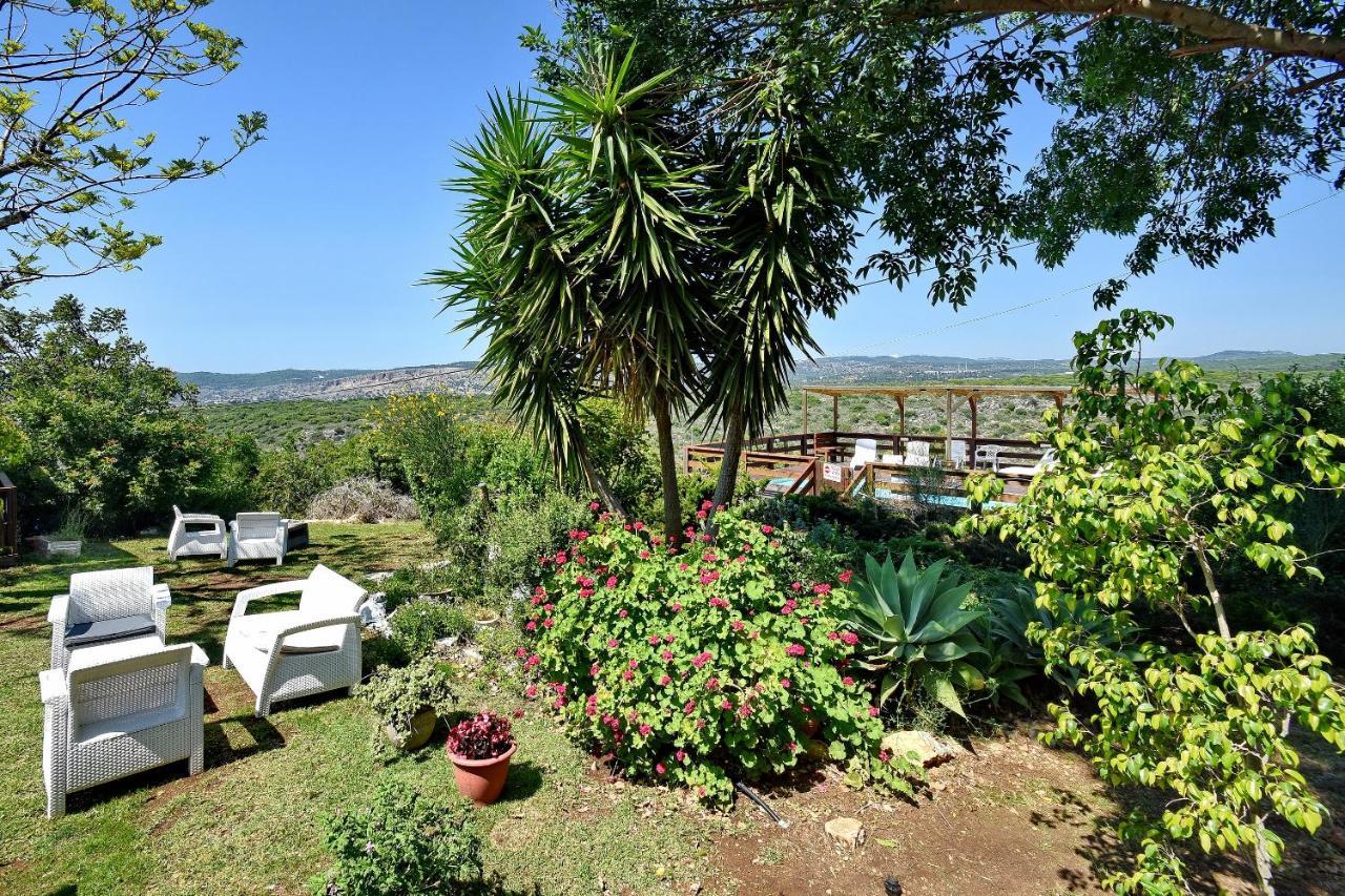 Villa Biktot Nofim à Manot Extérieur photo